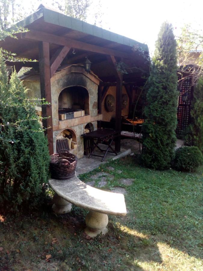 Rajski Vrt Врдник Экстерьер фото